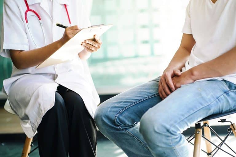 homme rendez-vous médical vasectomie problème médecin
